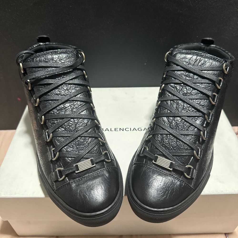balenciaga arena sneaker